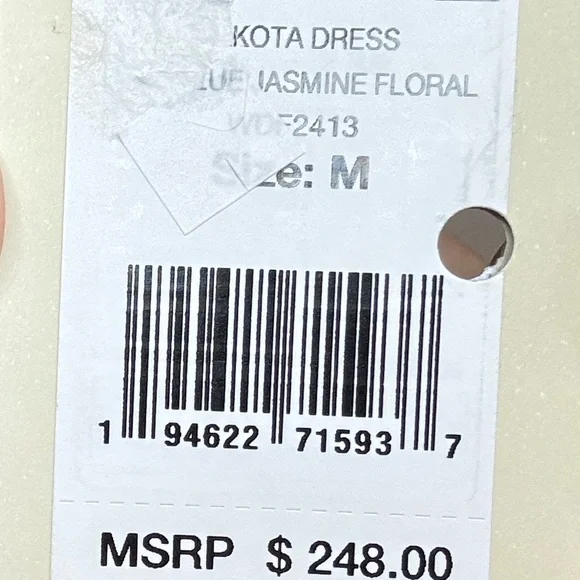 New Faherty Dakota Dress - Picture 11 of 14